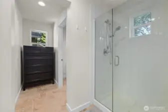 seemless glass shower door