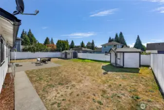 2 Outbuildings in Backyard for lots of storage