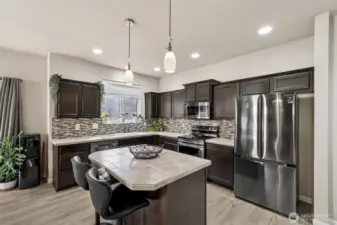 Gourmet kitchen with new SS appliance's.