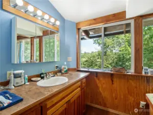 Farmhouse Bathroom