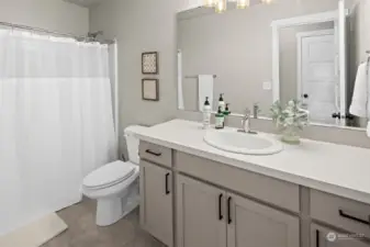 Upper level full bathroom