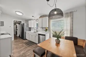 White Soft Close Cabinetry, Updated Fixtures, & New SS Applcs!