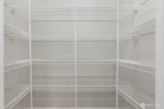 Walk-in Pantry