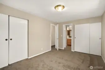 Double closets in main bedroom