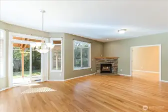 Dining area off kitchen / Family Room