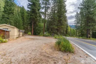 Right off of Entiat River Road, so year-round access is easy!