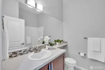 Upper level Full Bathroom