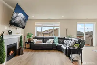 Lots of windows allows for lots of natural light