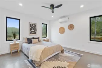 Spacious primary bedroom.