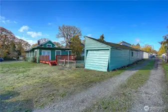 There is alley access out back.