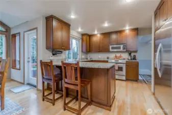 Convenient breakfast counter