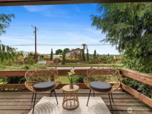 Relax and Enjoy Views of the Country and Beautiful Open Skies