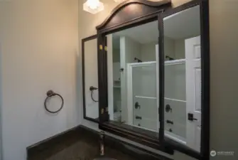 Tub/shower combo with glass doors