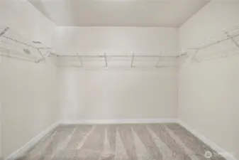 Primary Walk in Closet