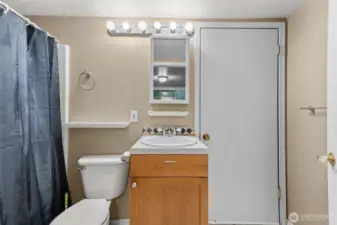 basement bath