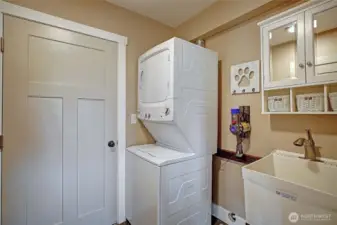 Laundry Room with Utility Sink