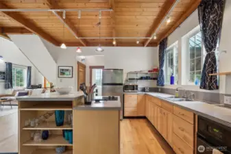 Spacious open concept kitchen in the cabin.