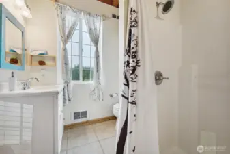 Cabin bathroom