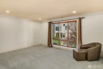 2nd en-suite bedroom