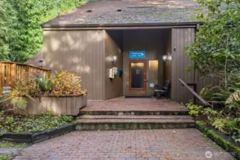 The Clubhouse is another pool/hot tub building that also has a sauna!