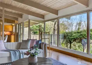 Wall of windows on each floor.