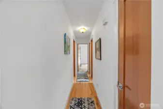 Hallway to bedrooms