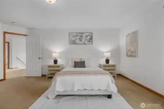 Huge primary suite