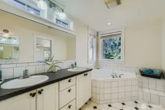 Primary bath with spa tub