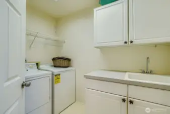 2nd floor laundry room