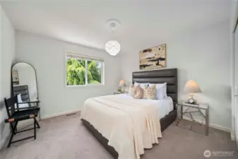 3rd bedroom upstairs