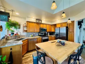 Well Laid out Kitchen with nice appliances
