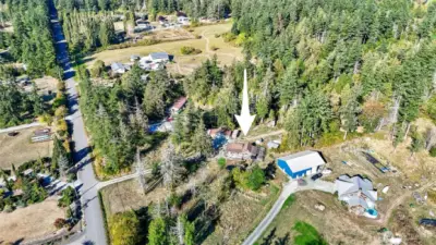 Aerial photo of property and beyond