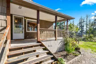 Front deck entryway