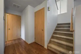Let's go upstairs!!