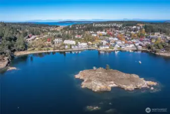 Beautiful Indian Island and the public waterfront are close by to enjoy.