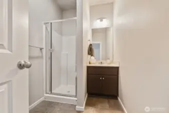 Bathroom - Main
