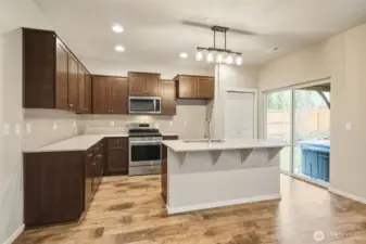 Kitchen - Breakfast Bar