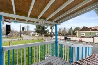 Mature landscaping in front yard