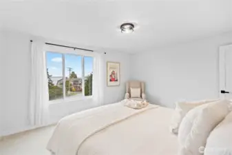 Another glance at bedroom 3