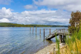 Perfect for beachcombing and soaking in the Olympic Mountain Views