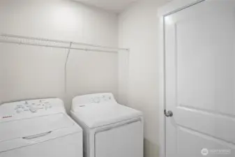 Washer Dryer included