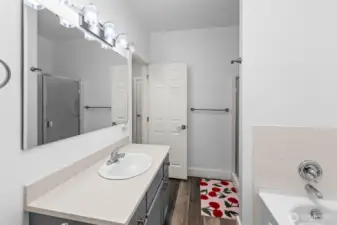 Primary Ensuite Bathroom