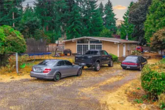 35631 13th Ave SW - Federal Way  - Located between Federal Way, Tacoma and Browns Point - Easy Commute to Tacoma and Seattle