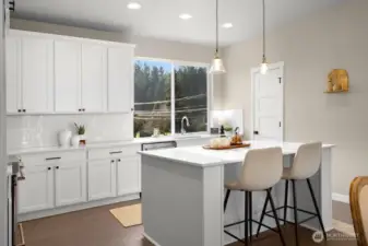 Photographs are for illustrative purposes only. Features, finishes, interior/exterior colors, landscaping and floorplan shown may vary from actual homes built.