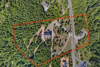 Expansive 7.5 acre lot