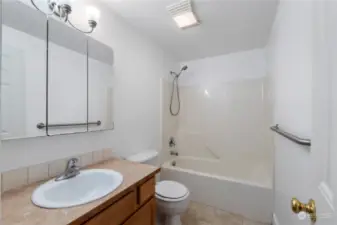 ~Main Level Full Bathroom~