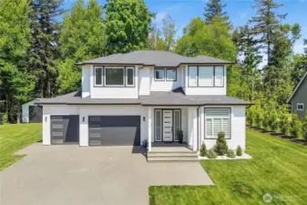 Custom-built home nestled on 1.280 acres