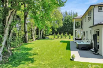 Hard to find properties with this kind of the back yard