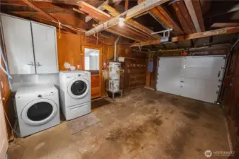 Attached garage with laundry
