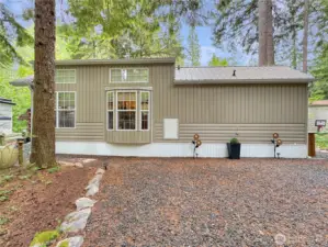 Back of the park model as seen from the driveway